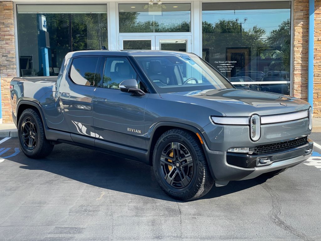 2022 Rivian R1T