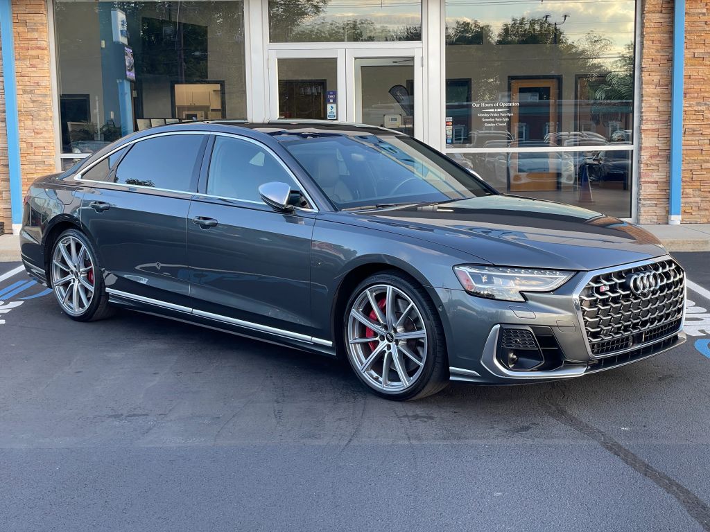 2023 Audi S8